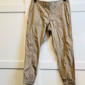 GAP Joggers Cargo Camel Tan 100% Cotton Pockets Zip Great Condition Sz 12R